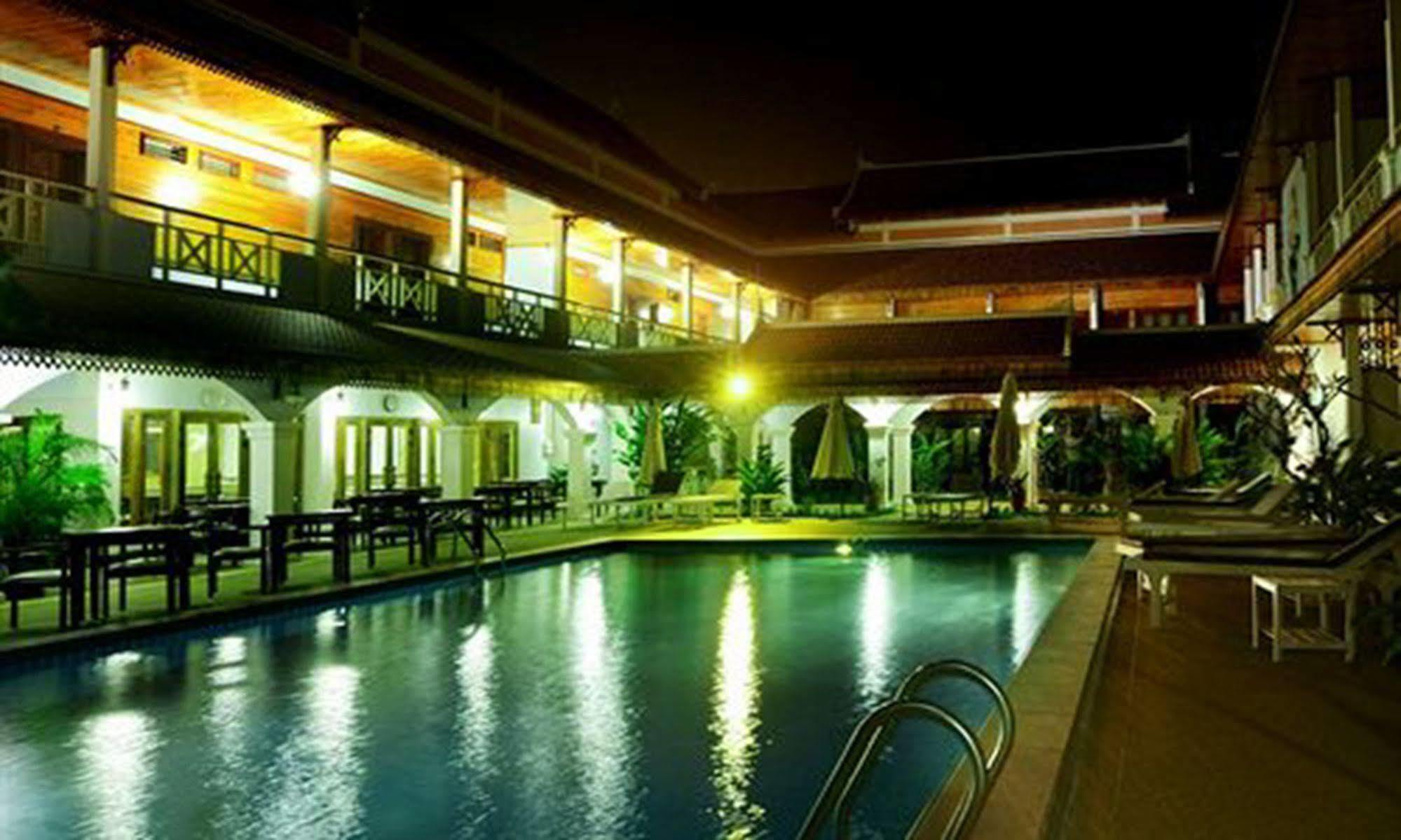 Vansana Luang Prabang Hotel Bagian luar foto
